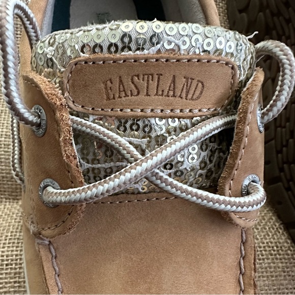 Eastland leather boat shoe 7 1/2 - Picture 2 of 9